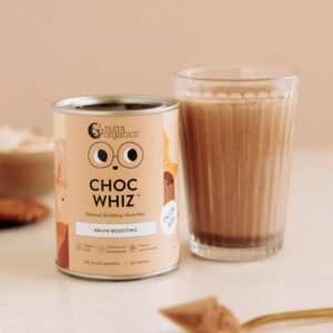 A stylized image of A can of Nutra Organics Choc Whiz natural drinking chocolate for kids in a 250g size container along side a glass of prepared chocolate drink